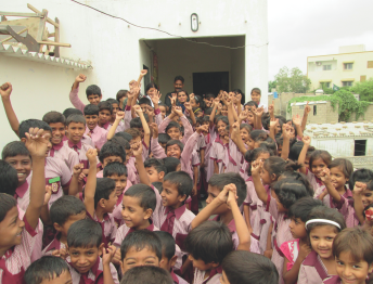 Picture of students of St. Michael the Archangel Englisch Medium Middle School